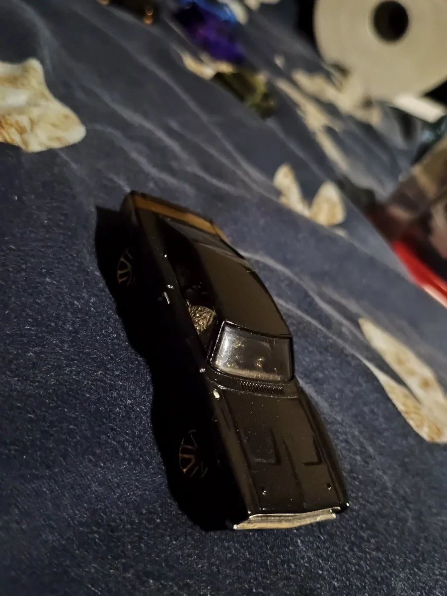 Hot Wheels Dodge Charger HNT21 1:64