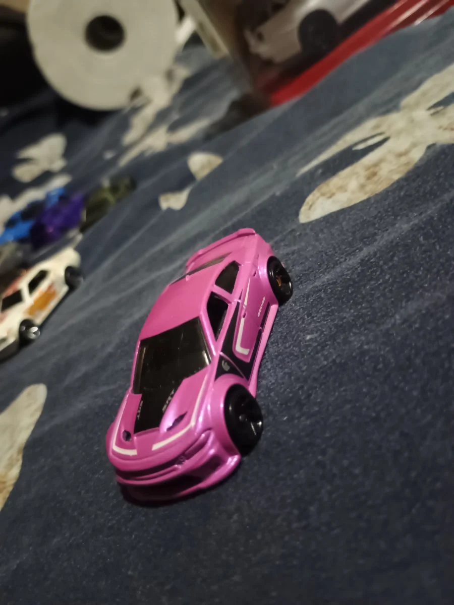 Hot Wheels Dodge Charger 20' 1:64