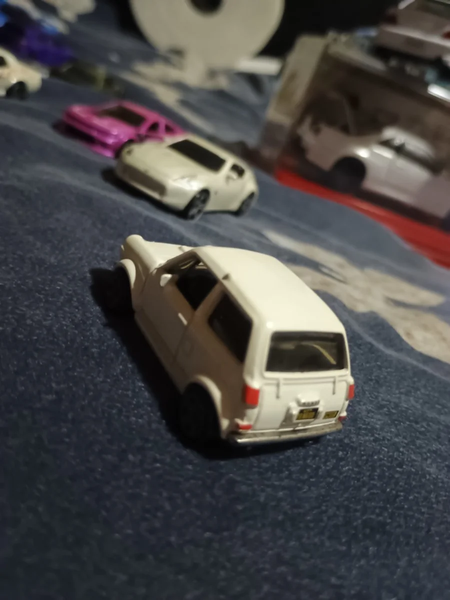 Hot Wheels Custom Honda N600 1:64