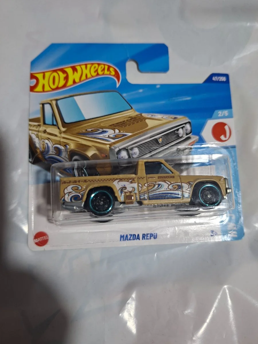 Hot Wheels Mazda Repu 1:64