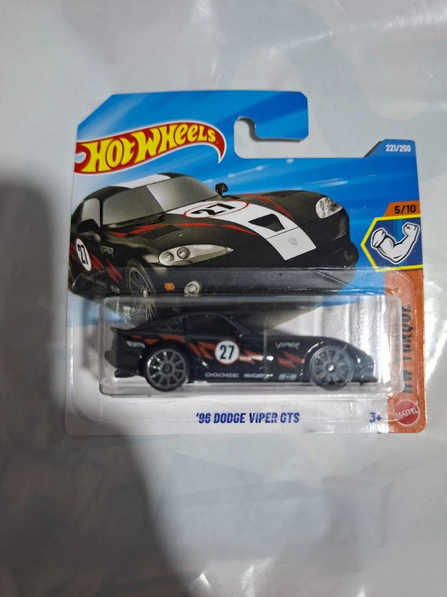 Hot Wheels '96 Dodge Viper GTS 1:64