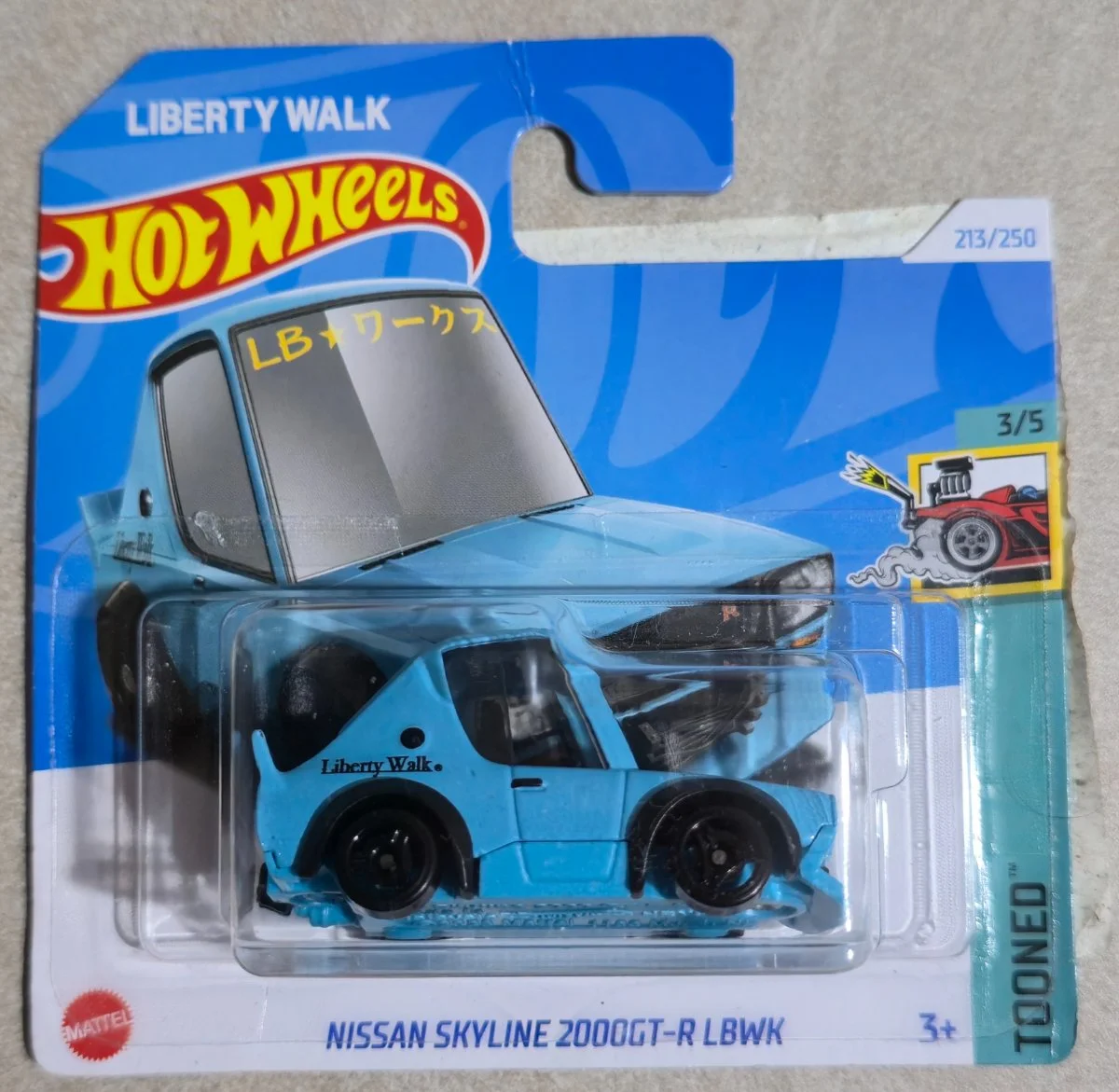 Hot Wheels Nissan Skyline 2000GT-R LBWK 1:64