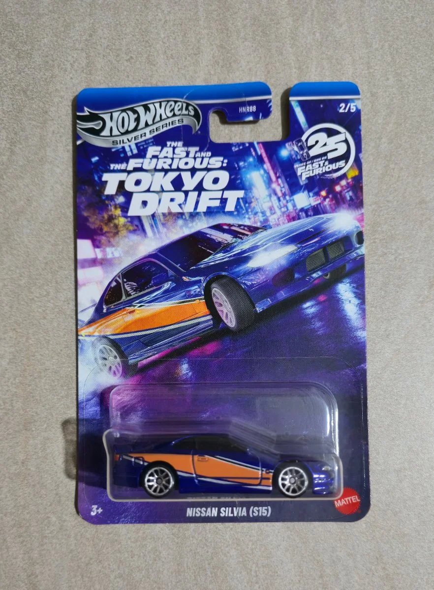 Hot Wheels Nissan Silvia (S15) 1:64