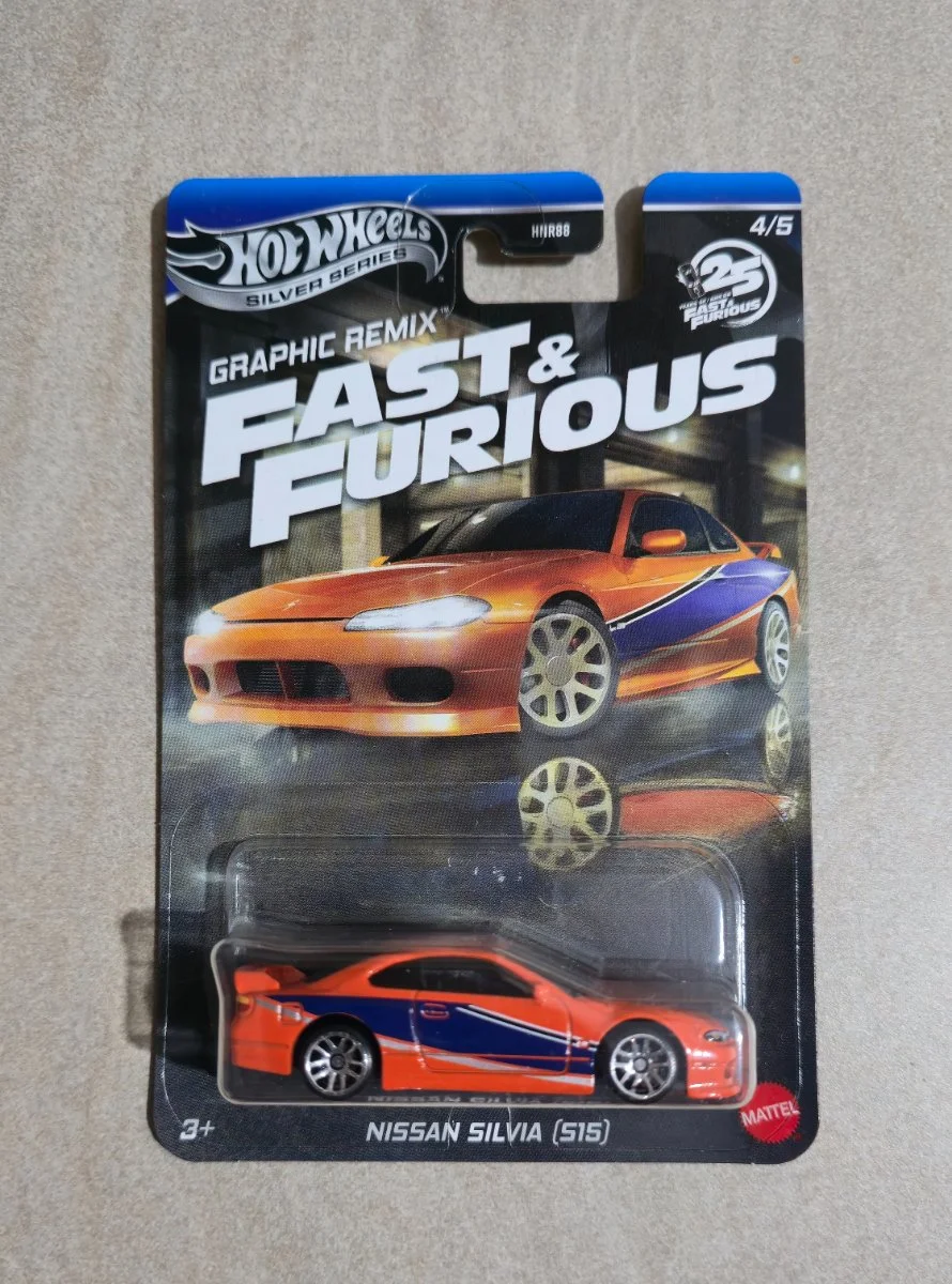 Hot Wheels Nissan Silvia (S15) 1:64