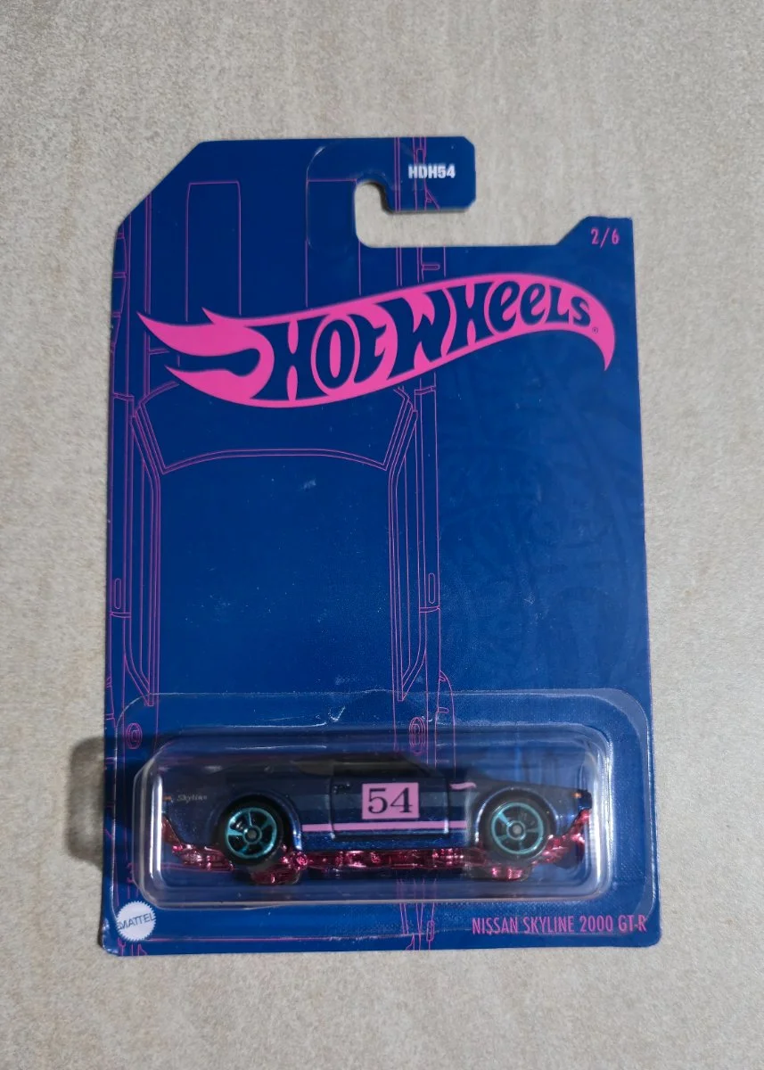 Hot Wheels Nissan Skyline 2000 GT-R 1:64
