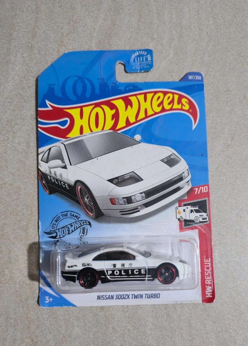Hot Wheels Nissan 300ZX Twin Turbo 1:64