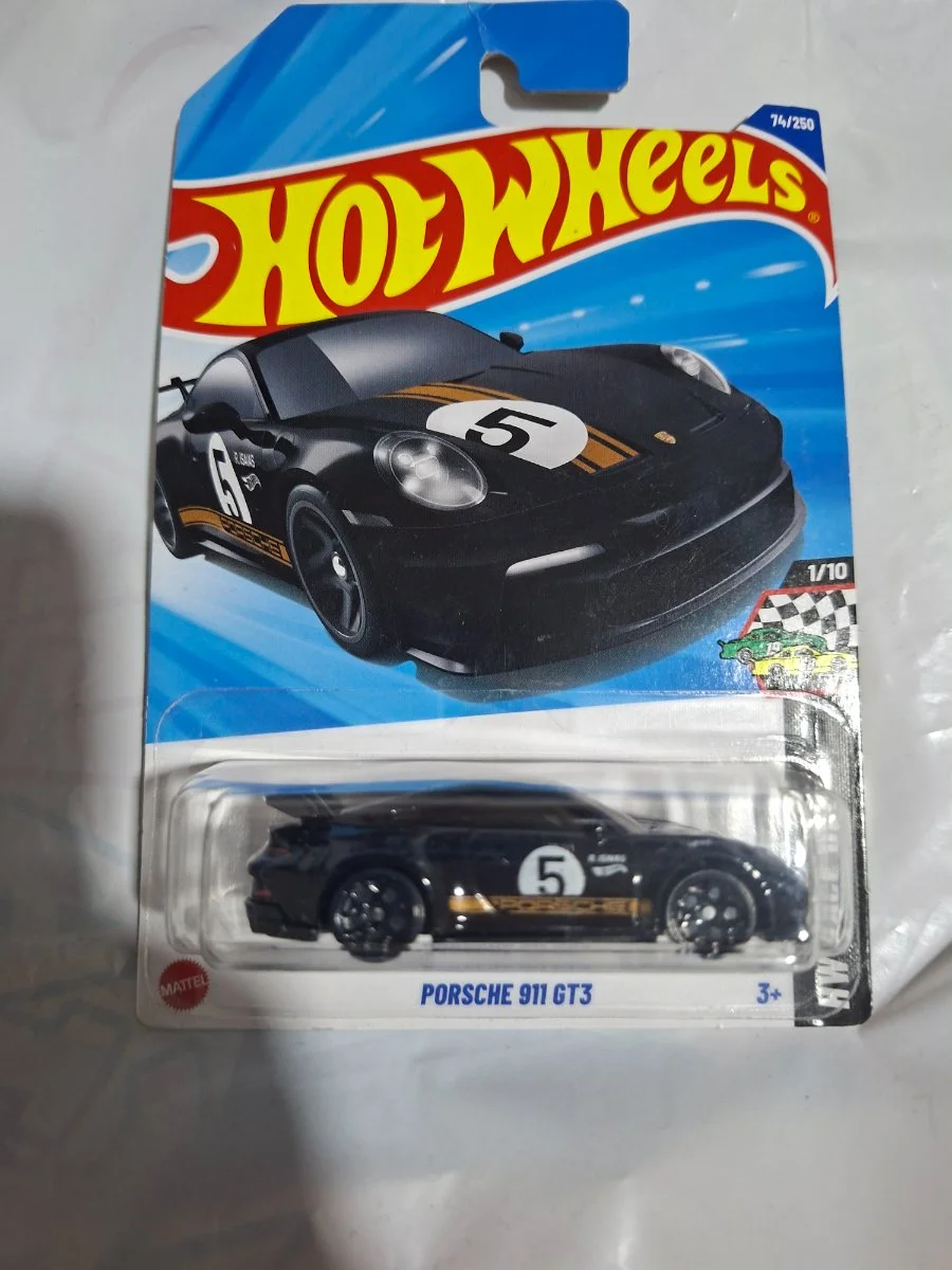 Hot Wheels Porsche 911 GT3 1:64