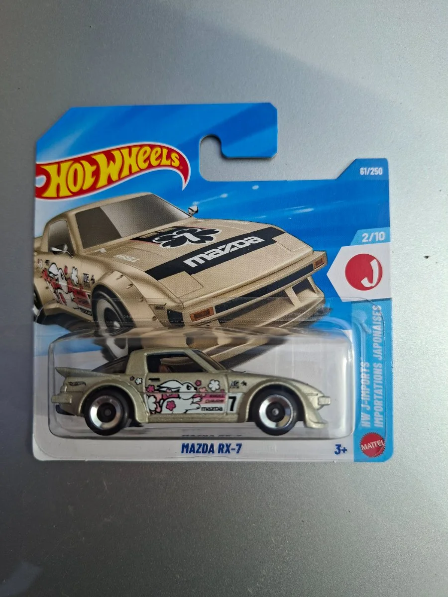 Hot Wheels Mazda RX-7  1:64