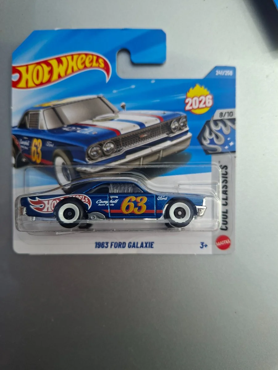 Hot Wheels 1963 Ford Galaxie 1:64