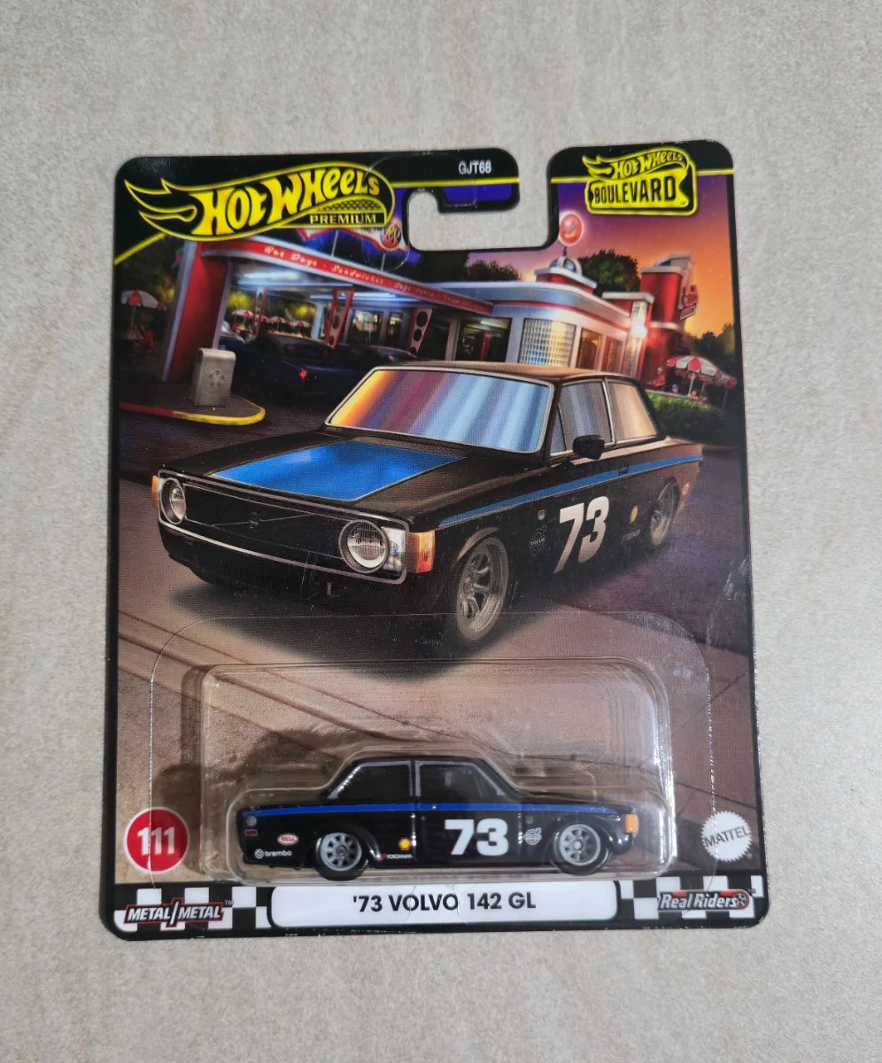 Hot Wheels '73 Volvo 142 GL 1:64