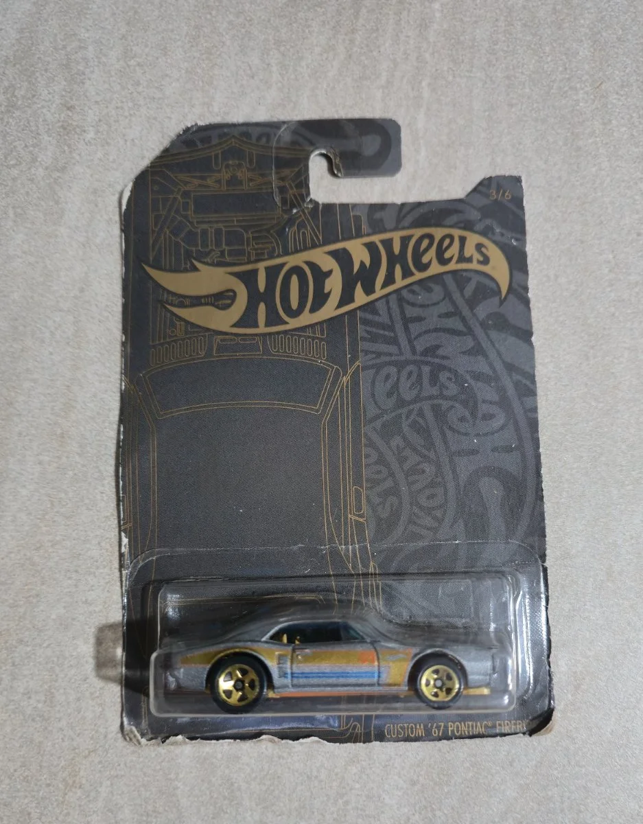 Hot Wheels Custom '67 Pontiac Firebird 1:64