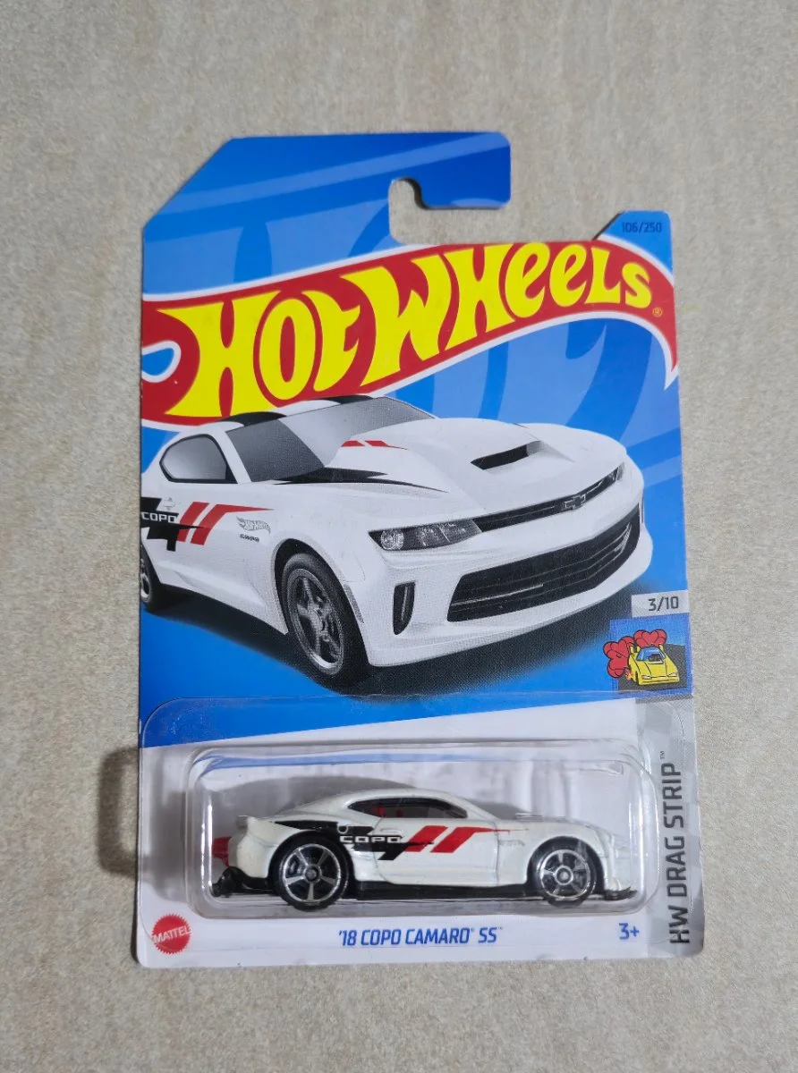 Hot Wheels '18 Copo Camaro SS 1:64