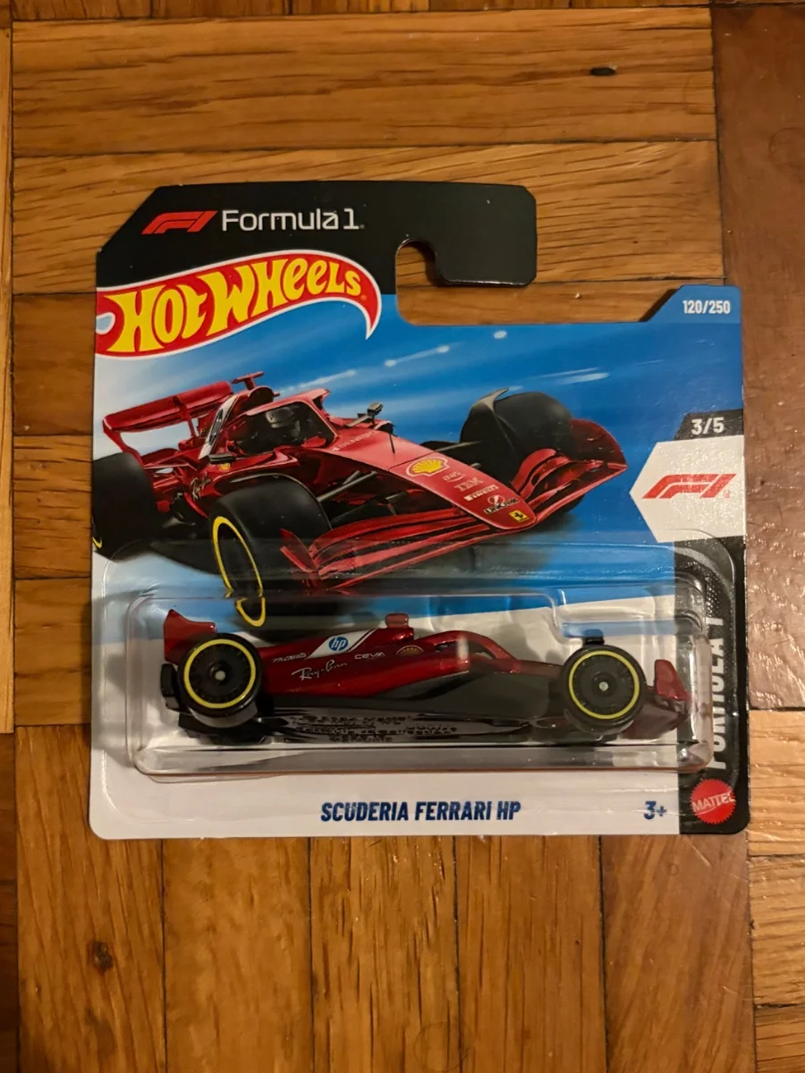 Hot Wheels SCUDERIA Ferrari HP 1:64