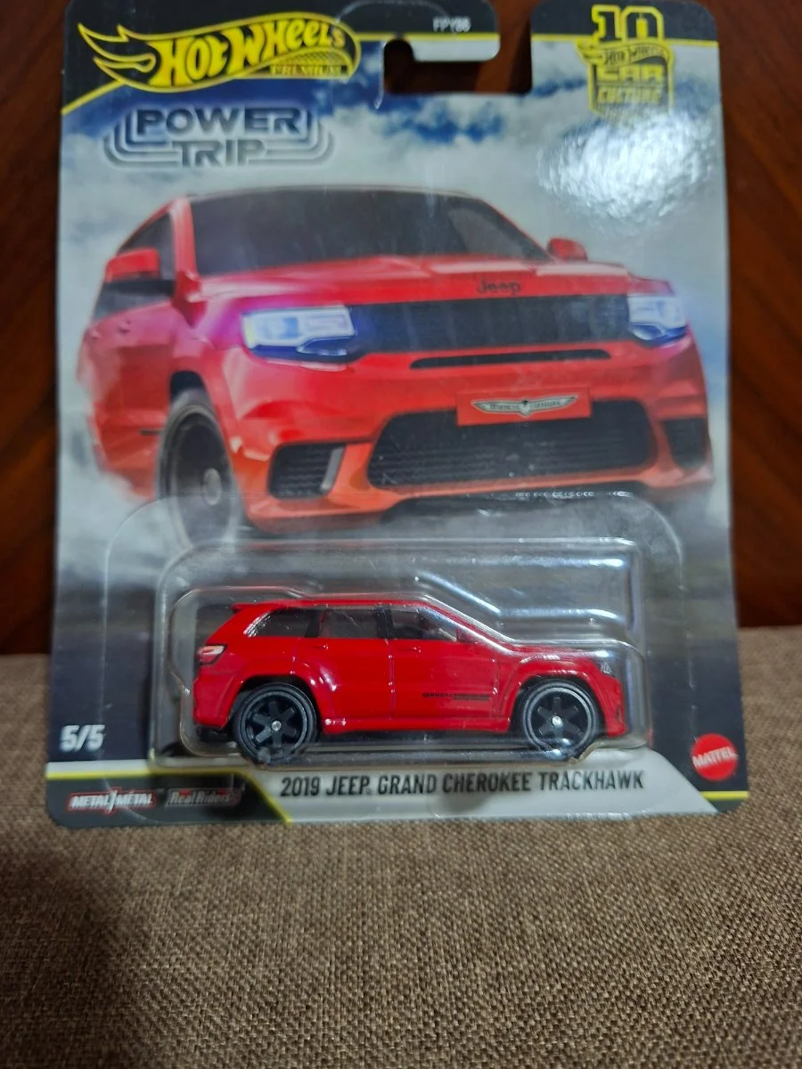 Hot Wheels 2019 Jeep Grand Cherokee Trackhawk 1:64