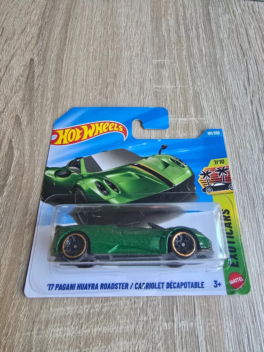 Hot Wheels 17 PAGANI HUAYRA ROADSTER / CABRIOLET DÉCAPOTABLE 1:64