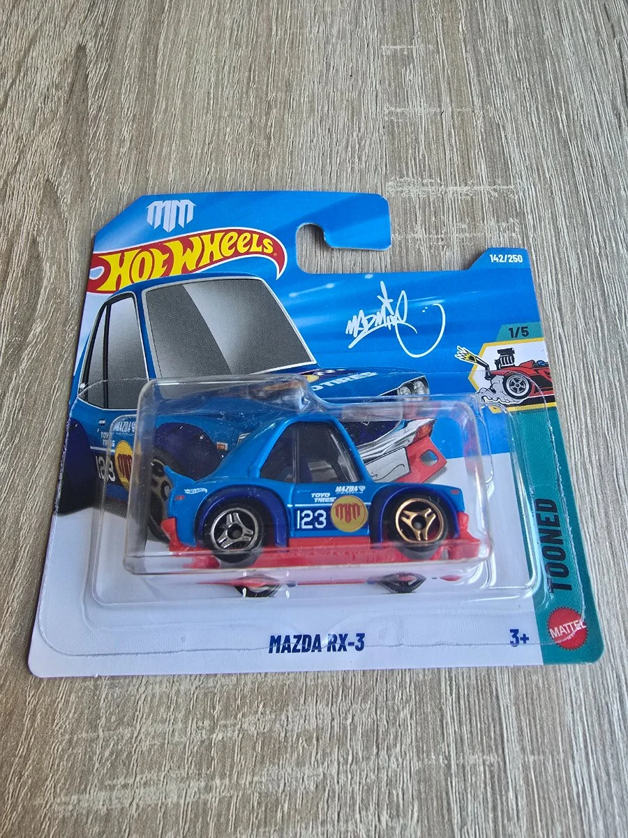 Hot Wheels MAZDA RX-3 1:64