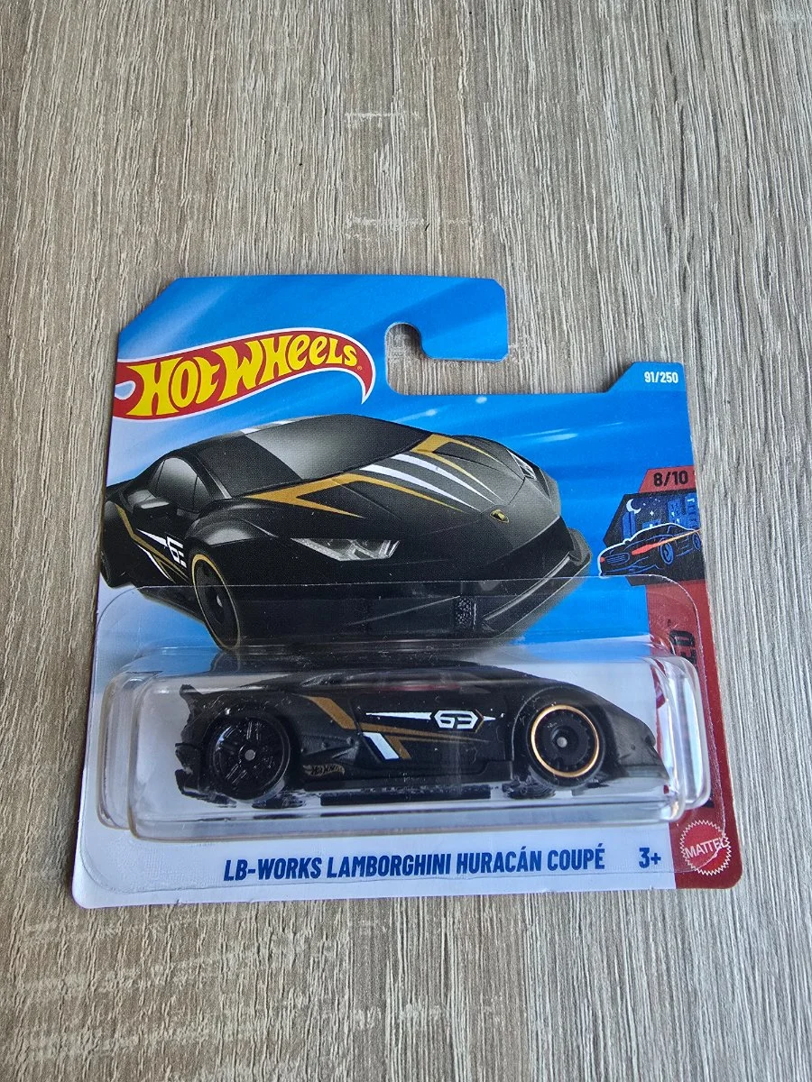 Hot Wheels LB- WORKS LAMBORGHINI HURACÁN COUPÉ 1:64