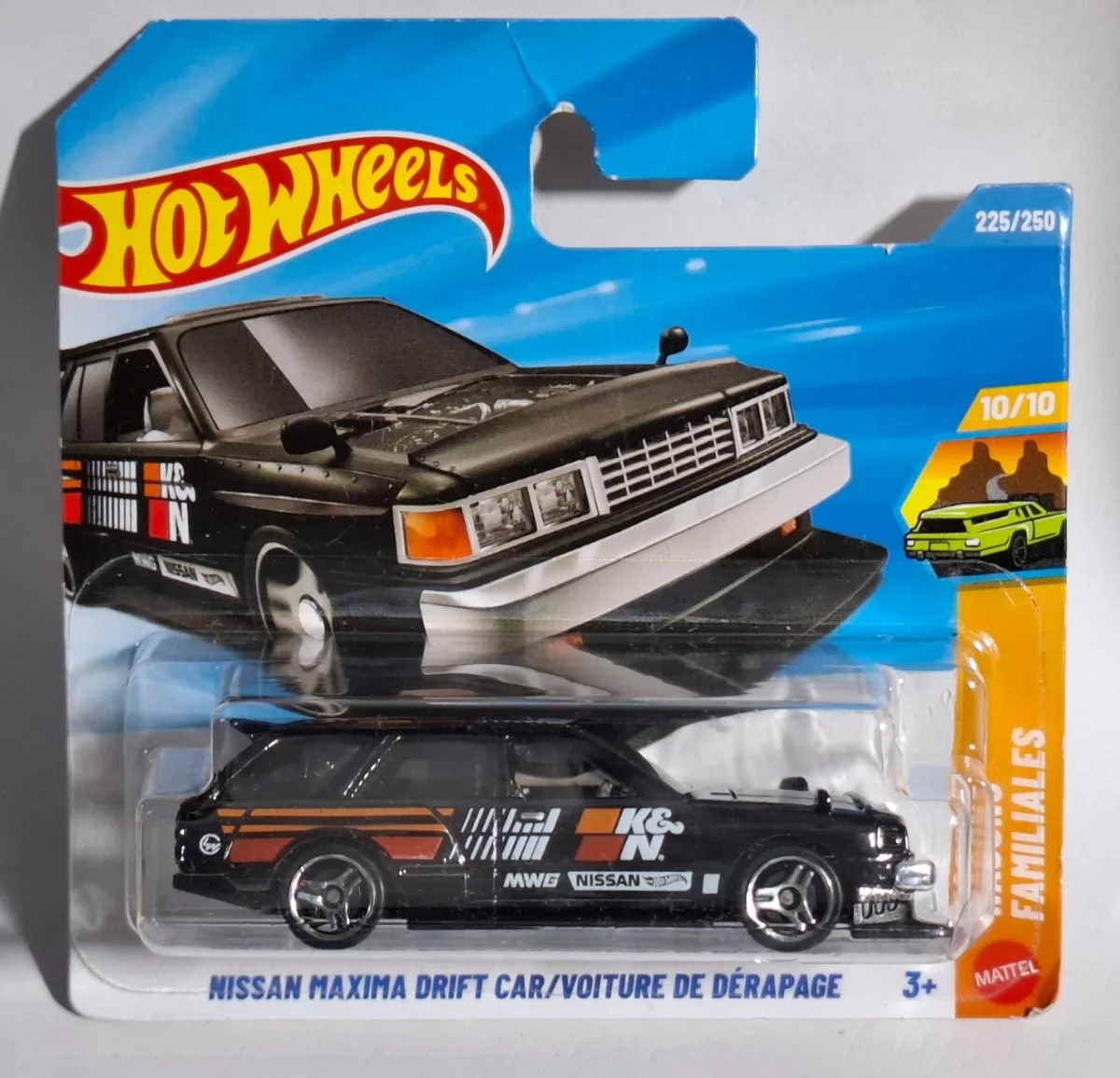 Hot Wheels NISSAN MAXIMA DRIFT CAR 1:64