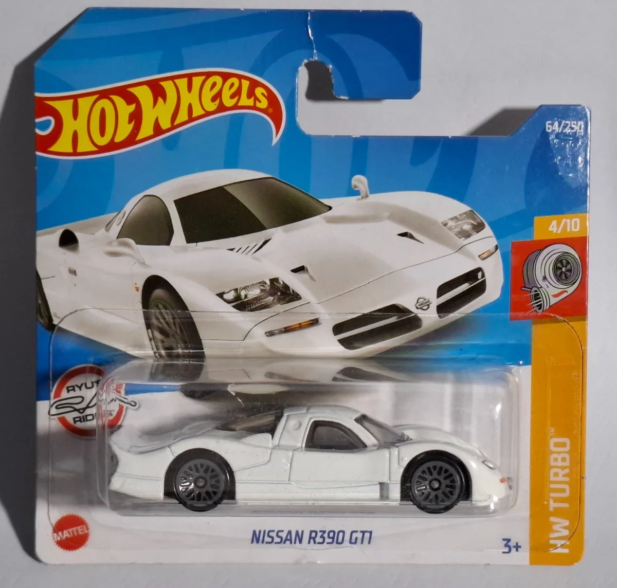 Hot Wheels NISSAN R390 GTI 1:64