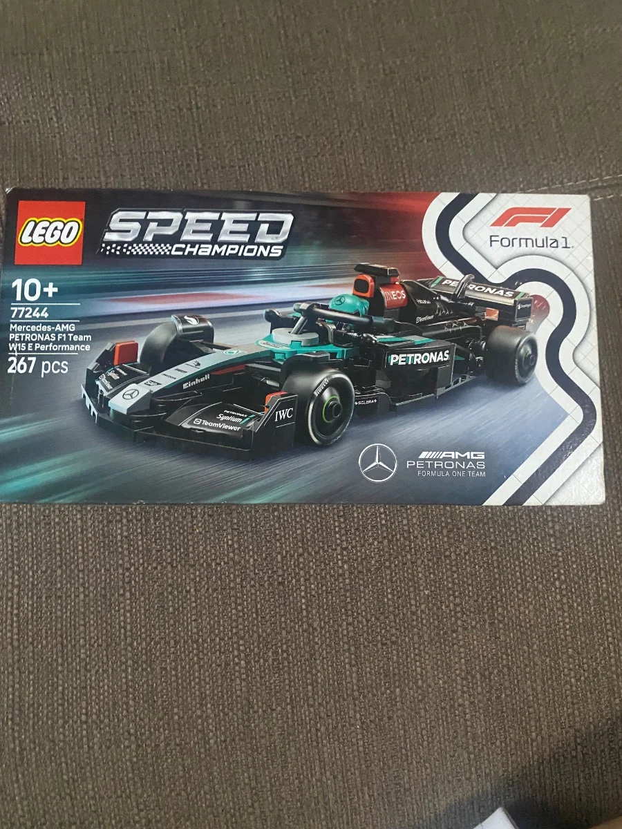 AutoArt Hot wheels formula lego 1:64