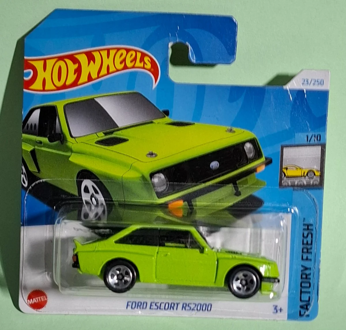 Hot Wheels FORD ESCORT RS 2000 1:64