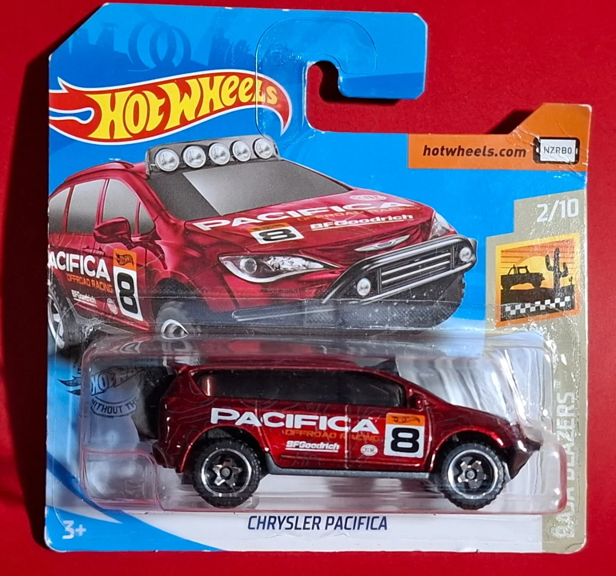Hot Wheels CHRYSLER PACIFICA 1:64