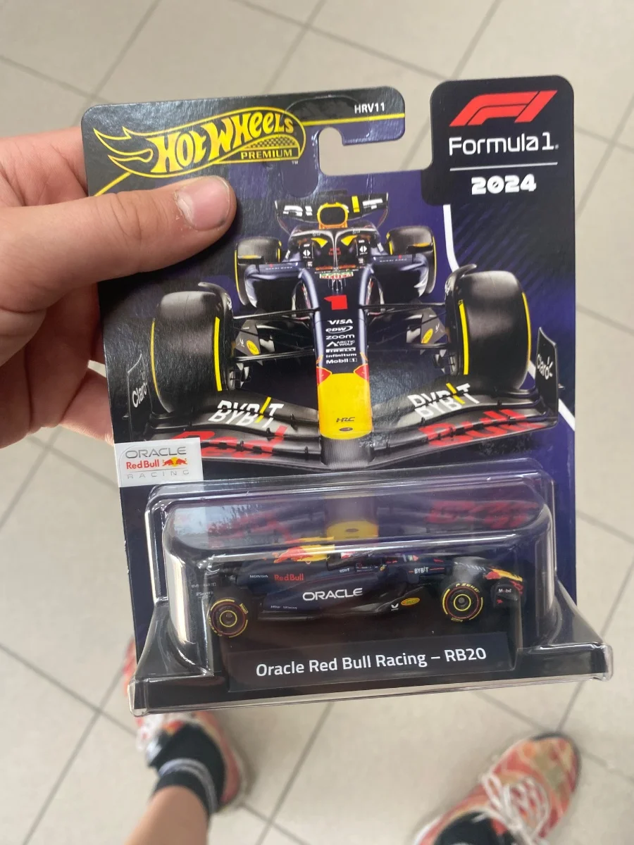 AutoArt Formula f1 premium 1:64