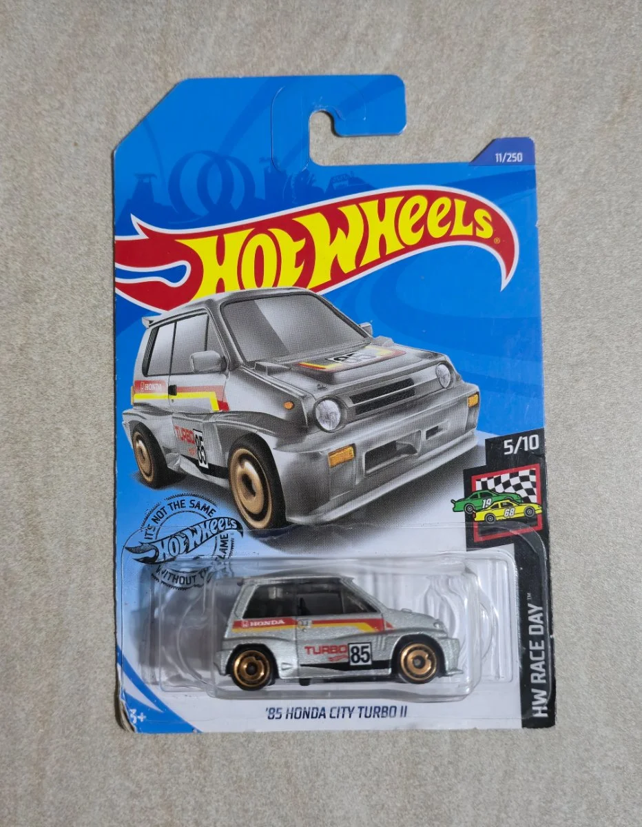 Hot Wheels '85 Honda City Turbo II 1:64