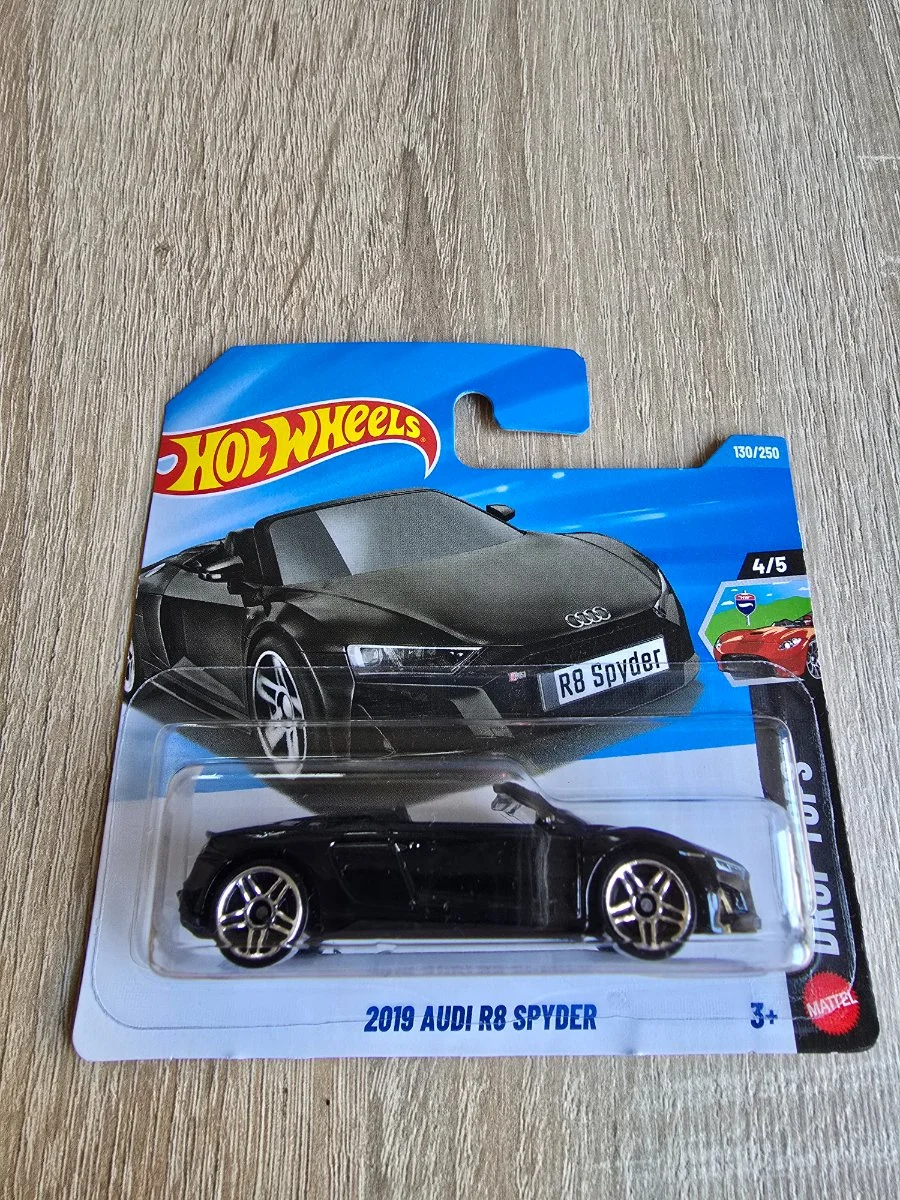 Hot Wheels 2019 AUDI R8 SPYDER 1:64