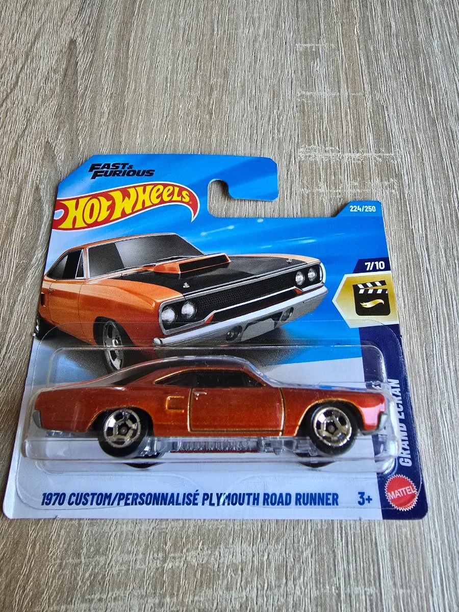 Hot Wheels 1970 CUSTOM/PERSONNALISÉ PLYMOUTH ROAD RUNNER 1:64