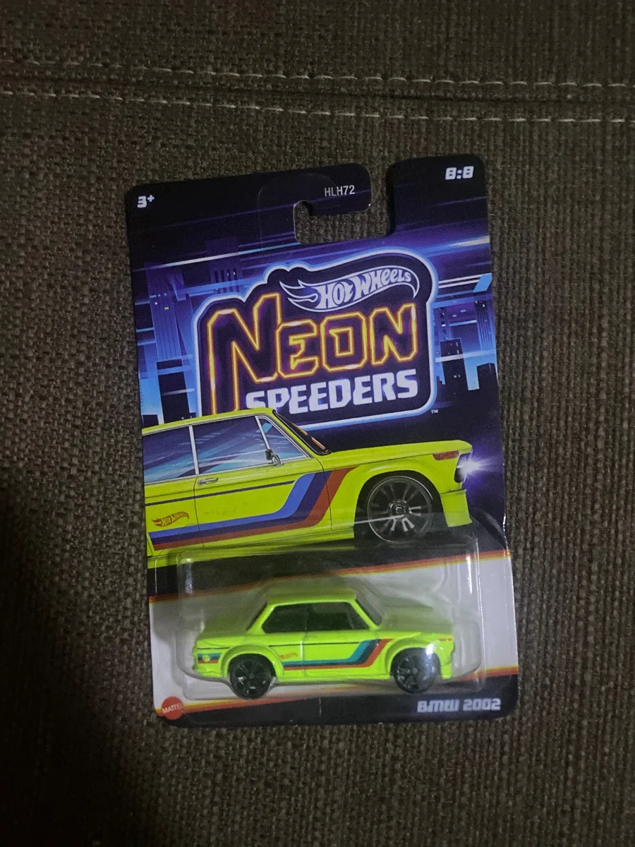 AutoArt Bmw 2002 1:64
