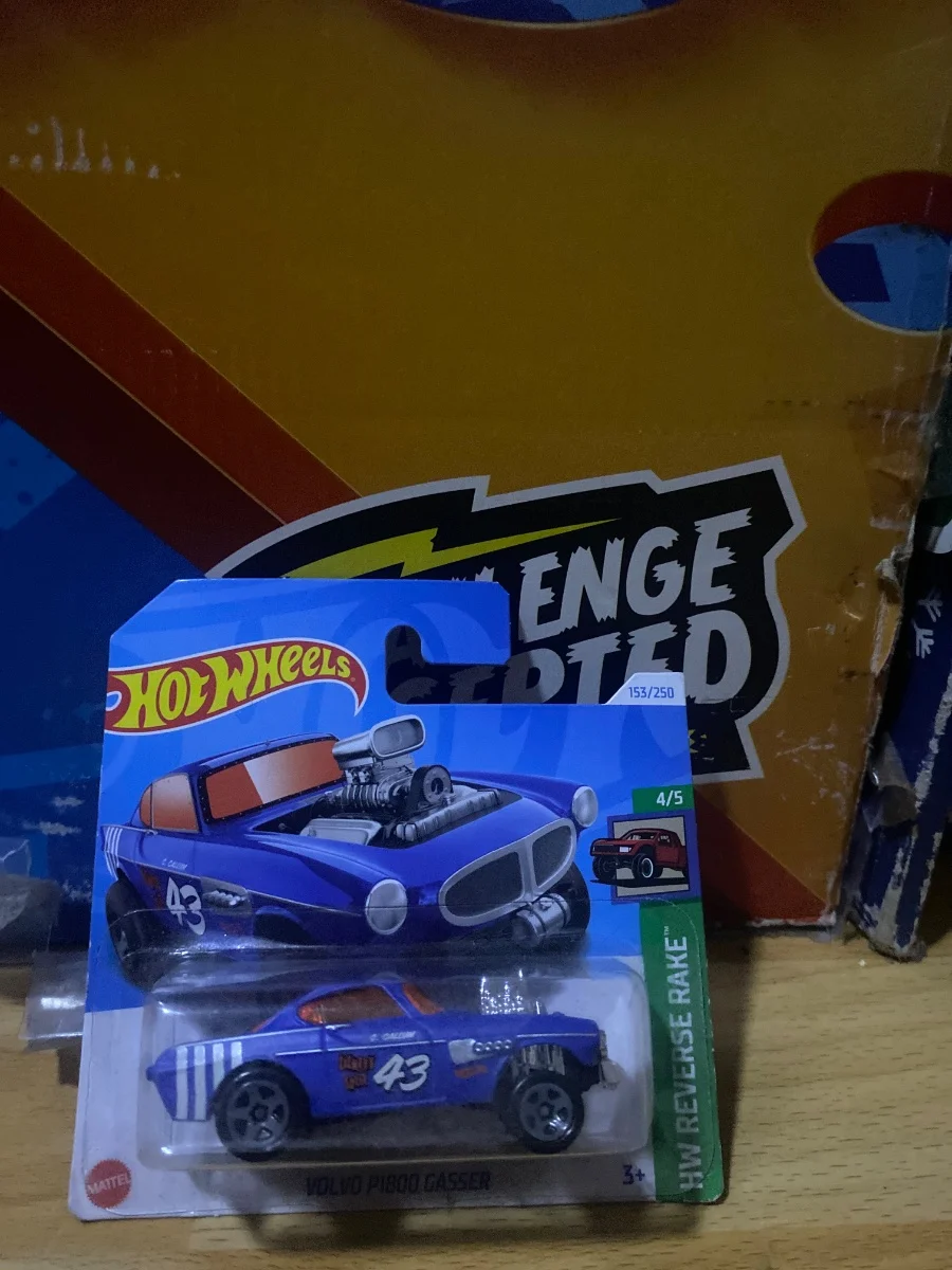 AutoArt Volvo p18000 gaser 1:64