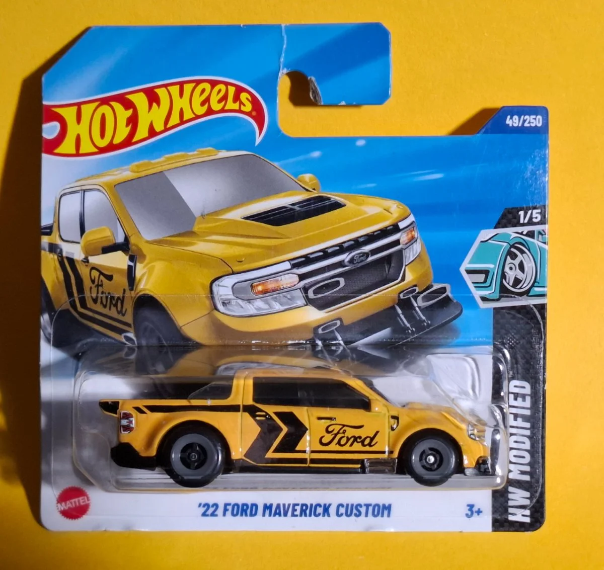 Hot Wheels '22 FORD MAVERICK CUSTOM  1:64