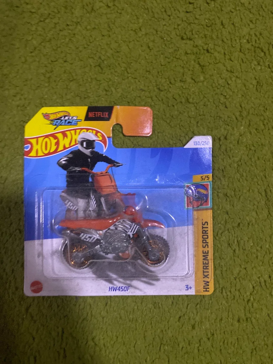 AutoArt Hw450f 1:64