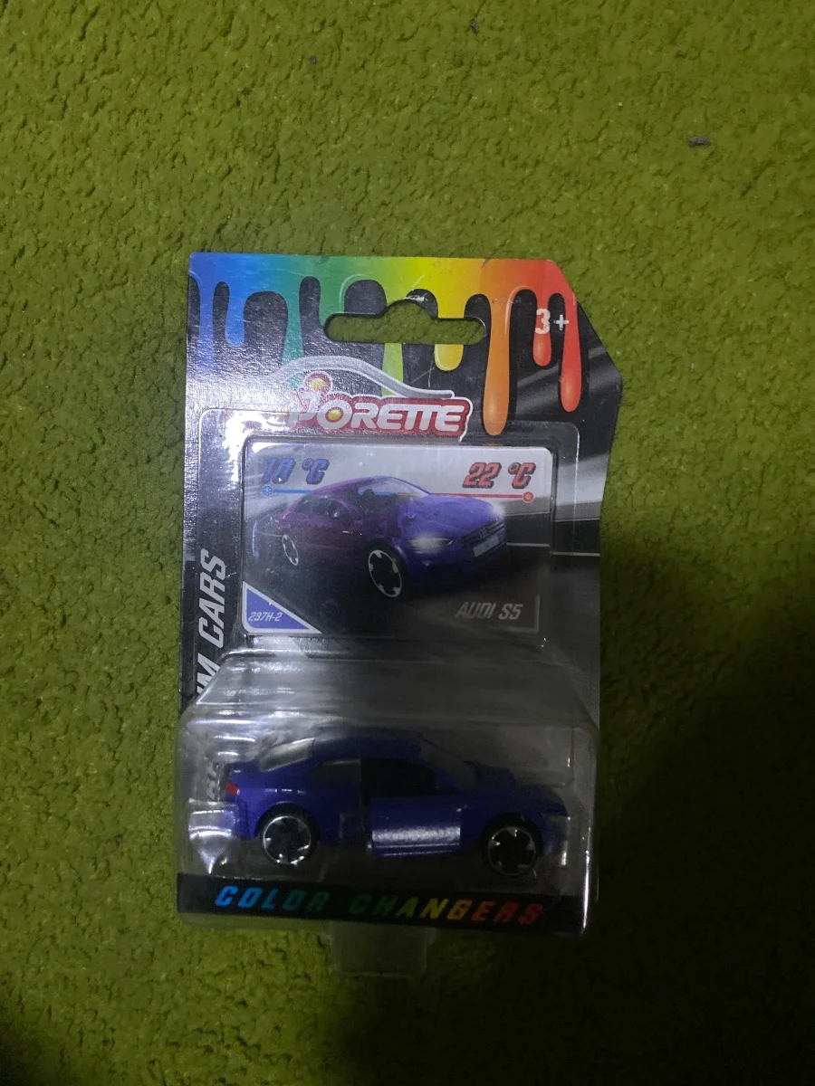 AutoArt Audi s5 1:64