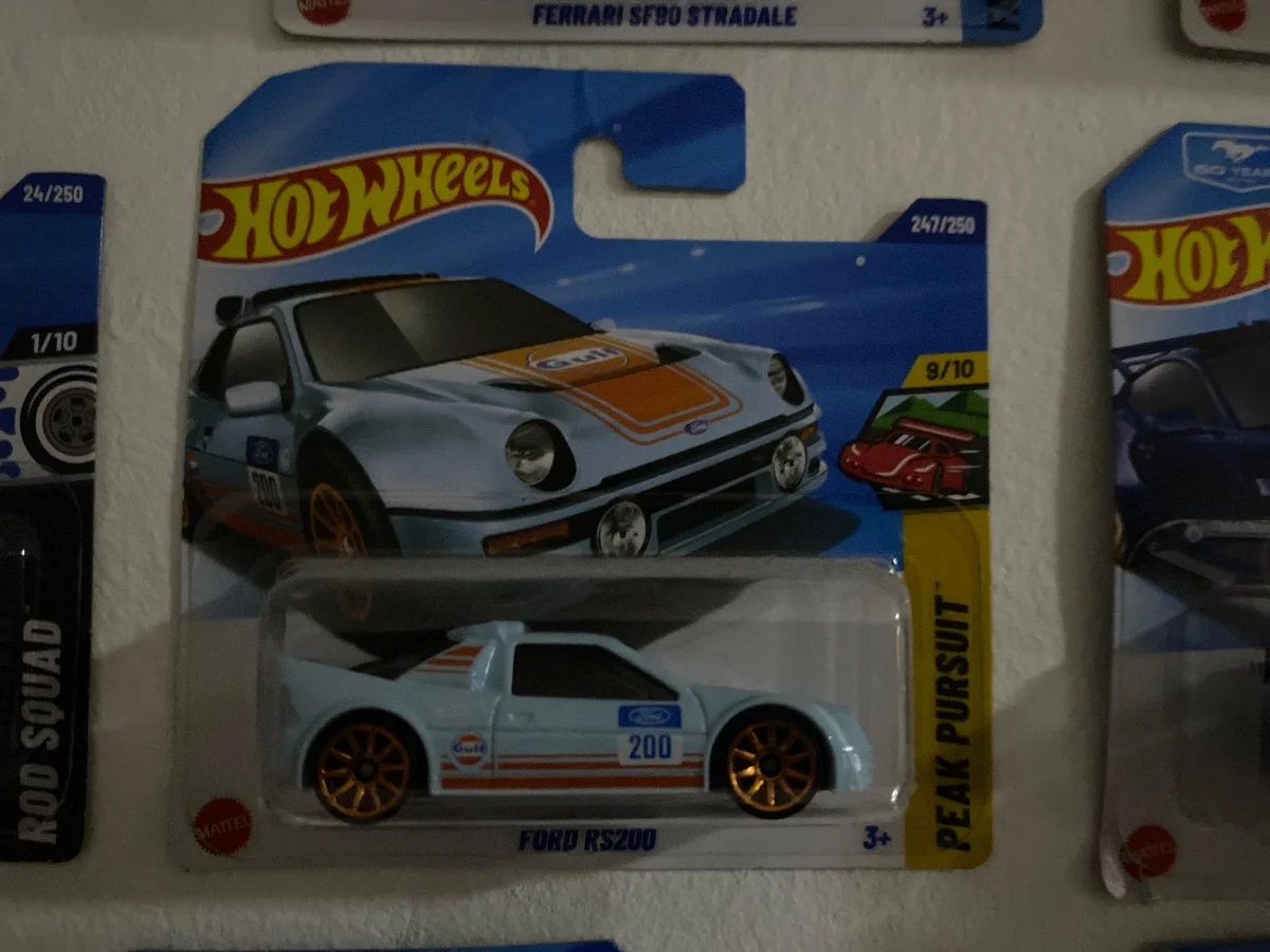 AutoArt Ford rs200 1:64