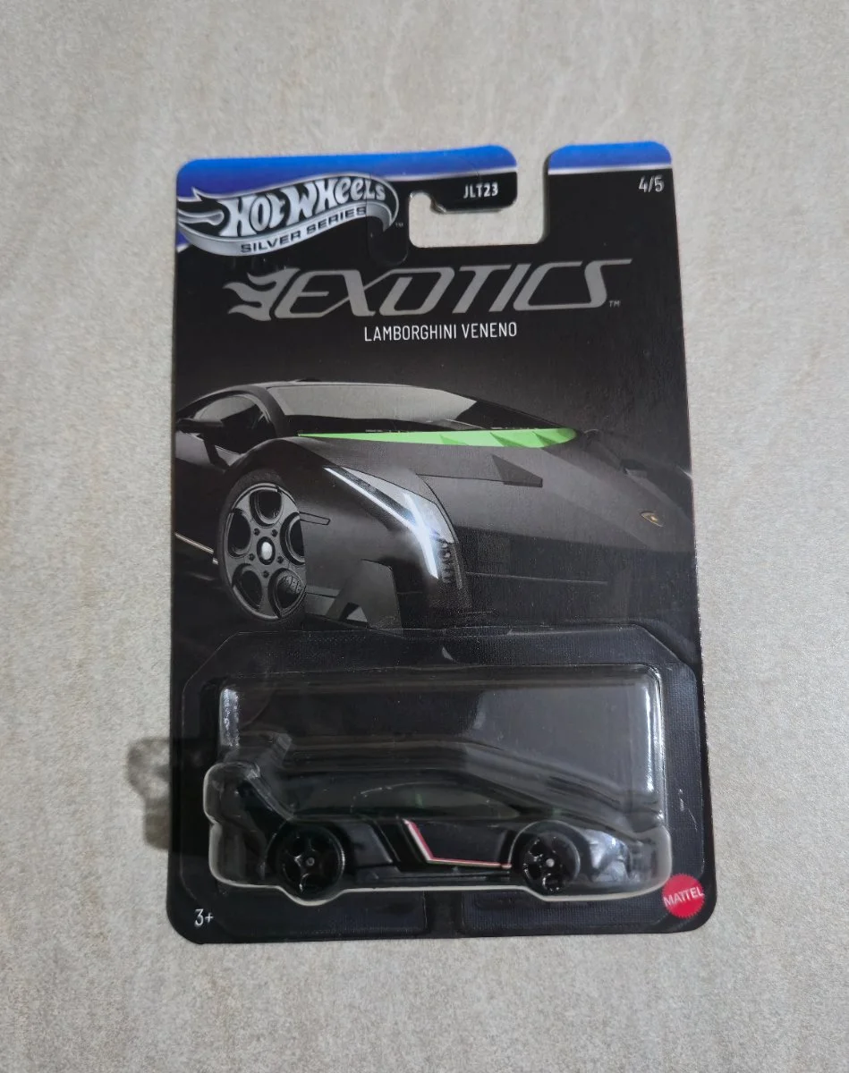 Hot Wheels Lamborghini Veneno 1:64