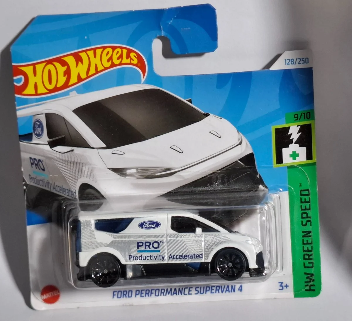 Hot Wheels FORD PERFORMANCE SUPERVAN 4 1:64