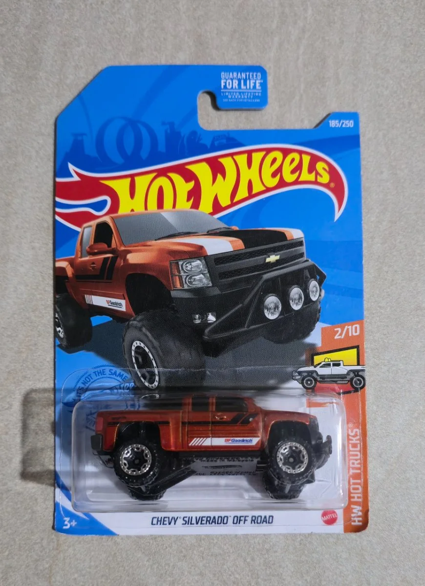 Hot Wheels Chevy Silverado Off Road 1:64