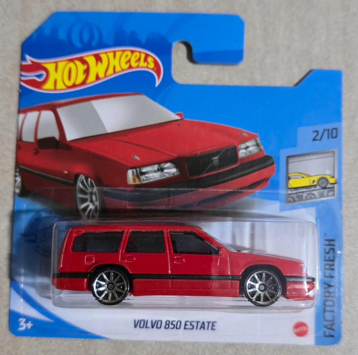 Hot Wheels Volvo 850 Estate 1:64
