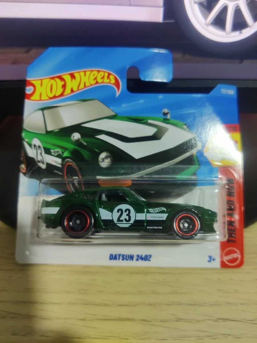 Hot Wheels Datsun 240Z 1:64