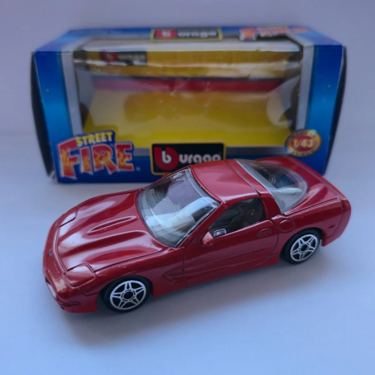Bburago Chevrolet Corvette '97 1:43
