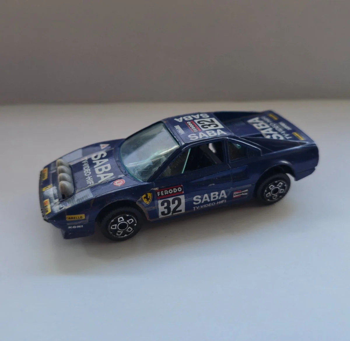 Bburago Ferrari 308 GTB 1:43