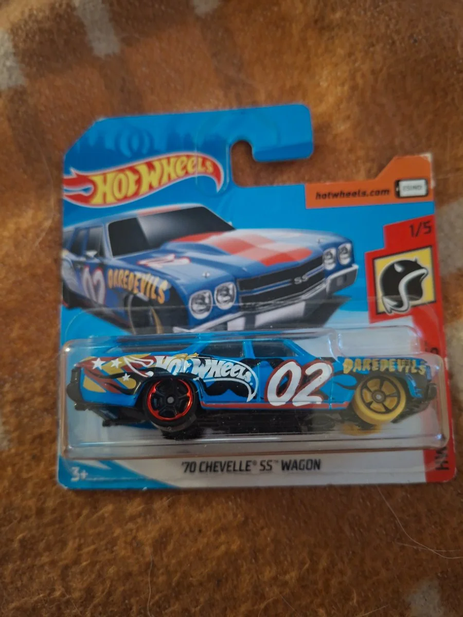 Hot Wheels '70 Chevelle SS Wagon 1:64