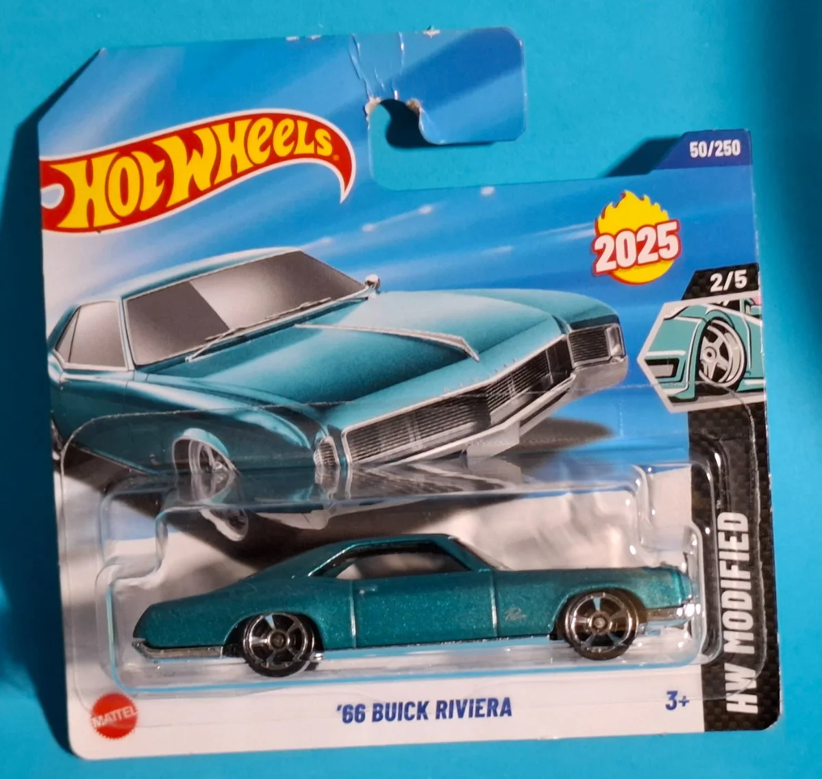 Hot Wheels '66 BUICK RIVIERA 1:64