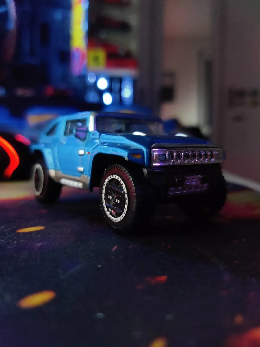 Bburago Hummer HX Concept 1:43