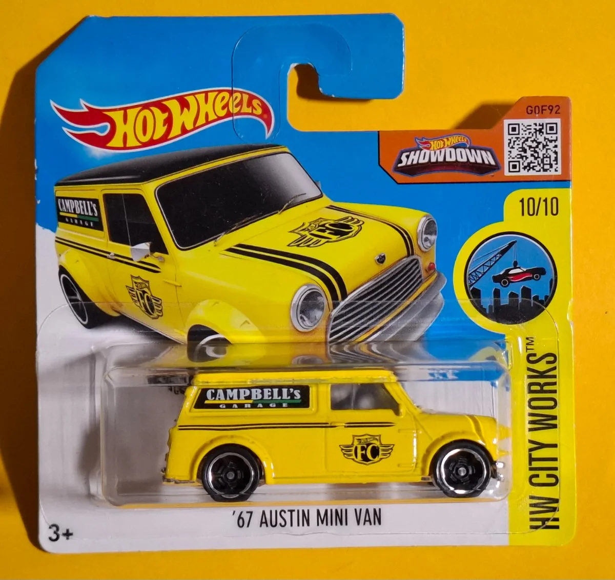 Hot Wheels '67 AUSTIN MINI VAN 1:64