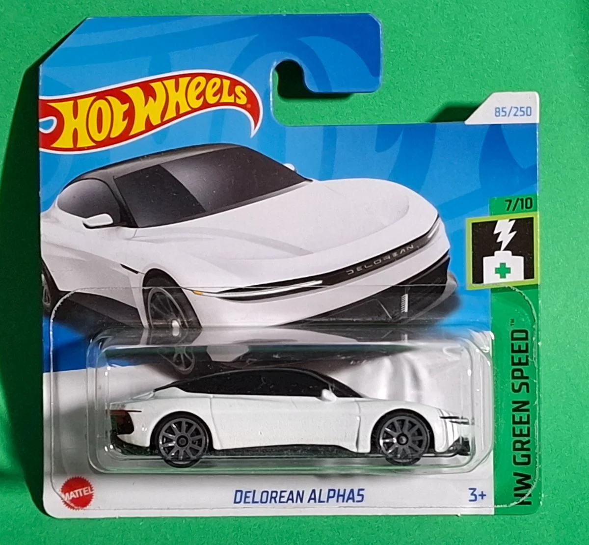 Hot Wheels DELOREAN ALPHAS 1:64