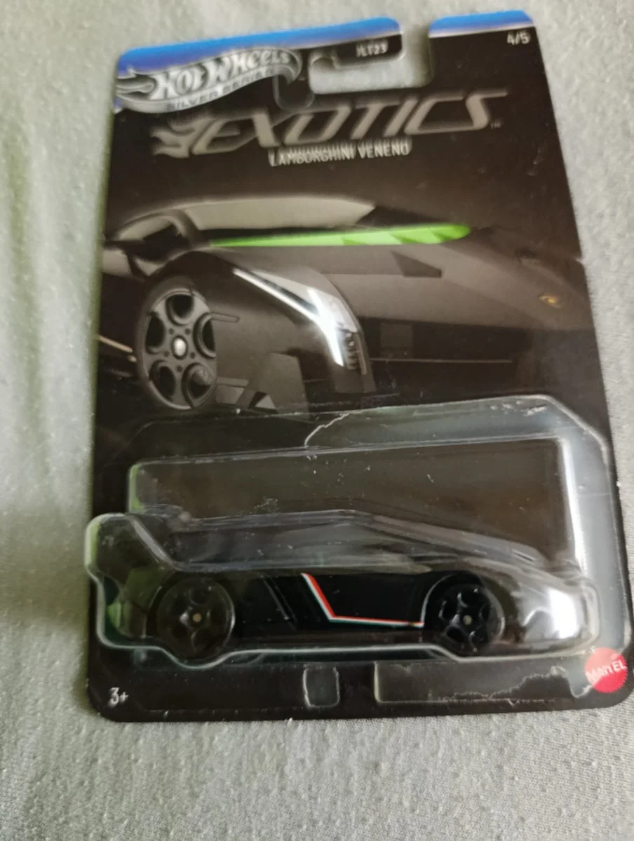AutoArt Lamborghini Veneno 1:64