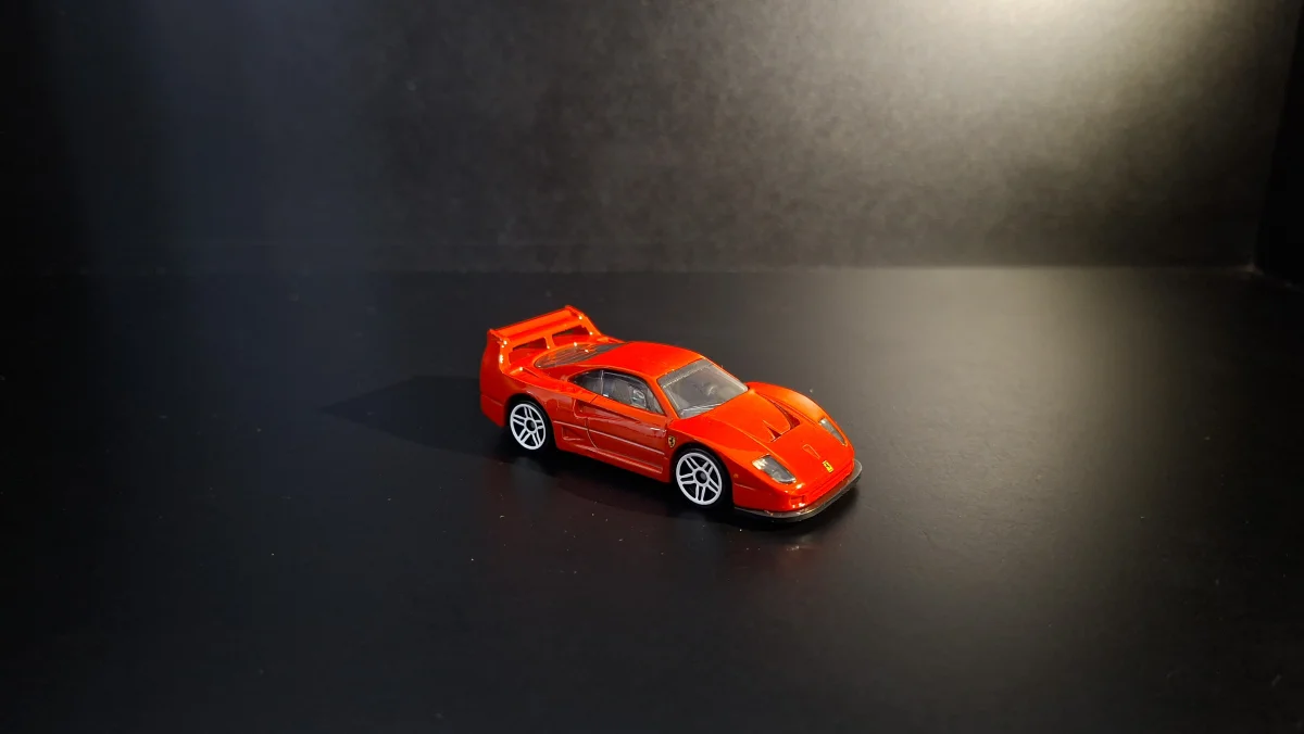 Hot Wheels Ferrari F40 1:64